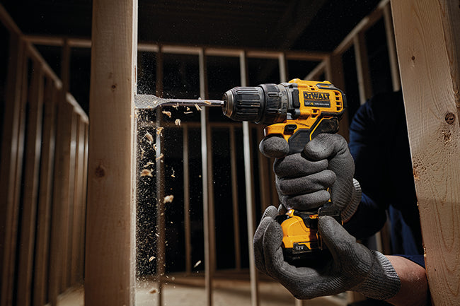 Dewalt DCD701D2-QW
12 Volt / 2 Ah Akku-Schlagbohrschrauber
