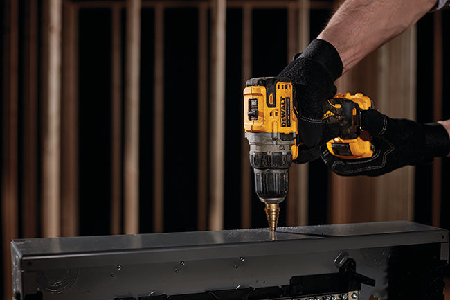 Dewalt DCD701D2-QW
12 Volt / 2 Ah Akku-Schlagbohrschrauber
