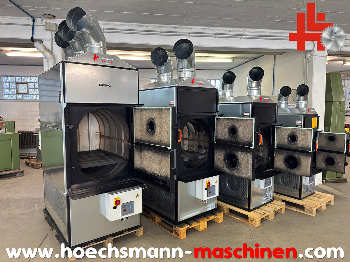 Fabbri F28CV, F55CV, F85Cv und F120CV Warmluftöfen aufgereiht nebeneinander mit geöffneten Türen im Lager bei höchsmann maschinen GmbH in Langen