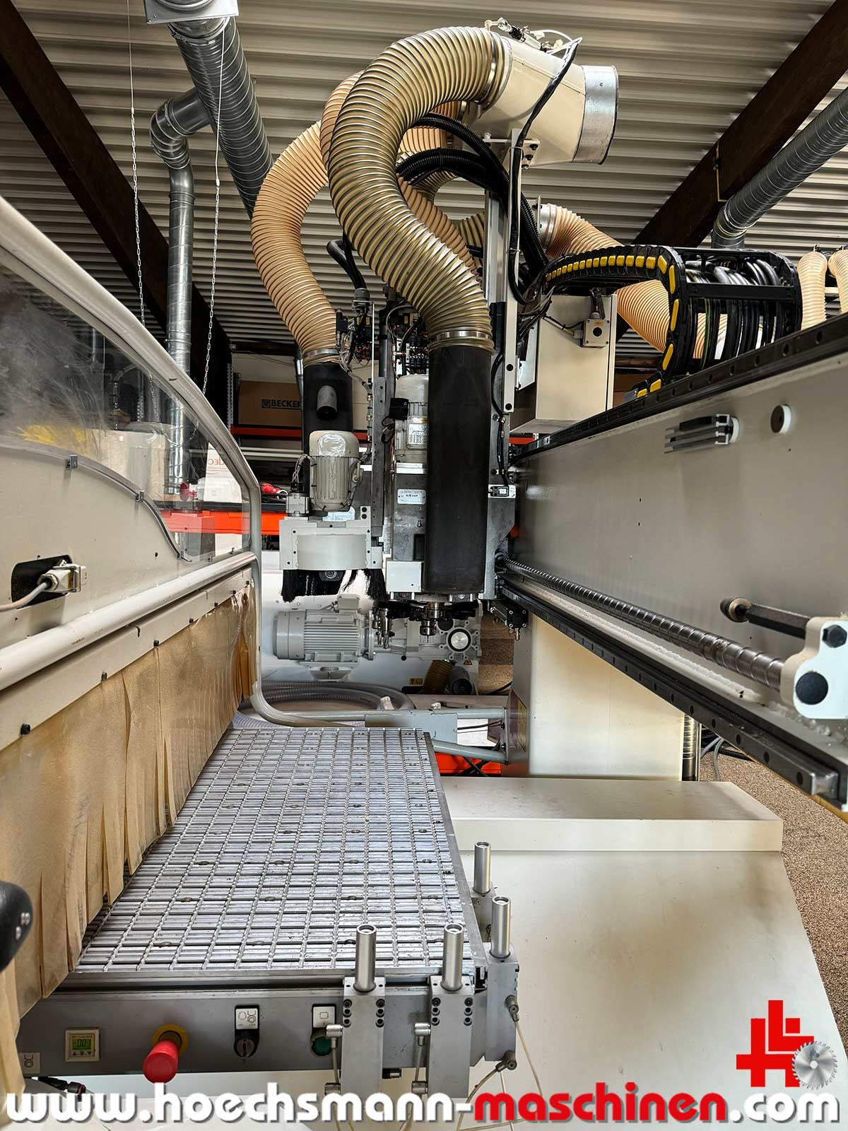SCM Record 121 S 3-Achs-CNC Bearbeitungszentrum