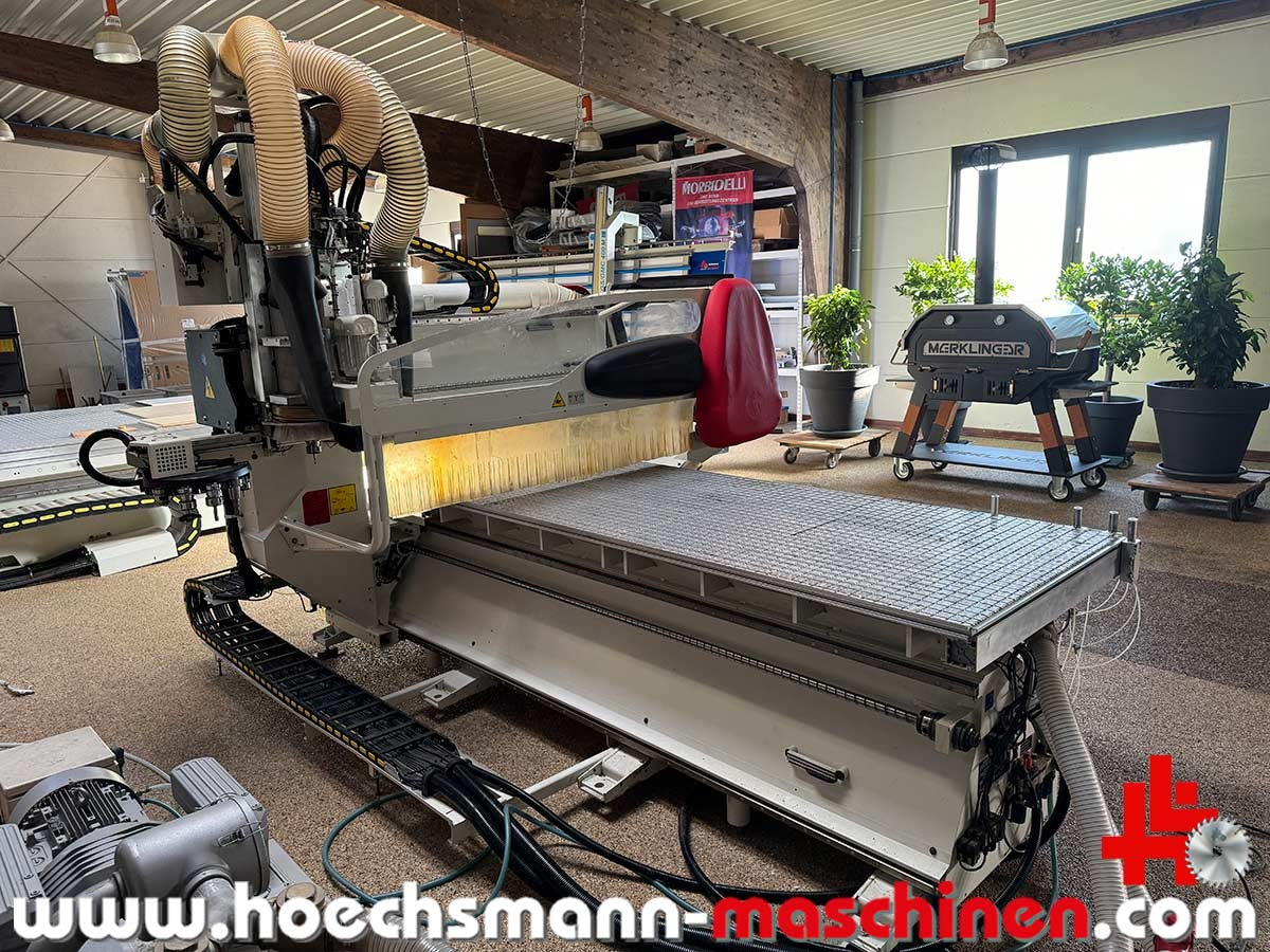 SCM Record 121 S 3-Achs-CNC Bearbeitungszentrum